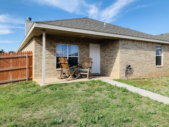 Building Photo - 6525 91st Pl