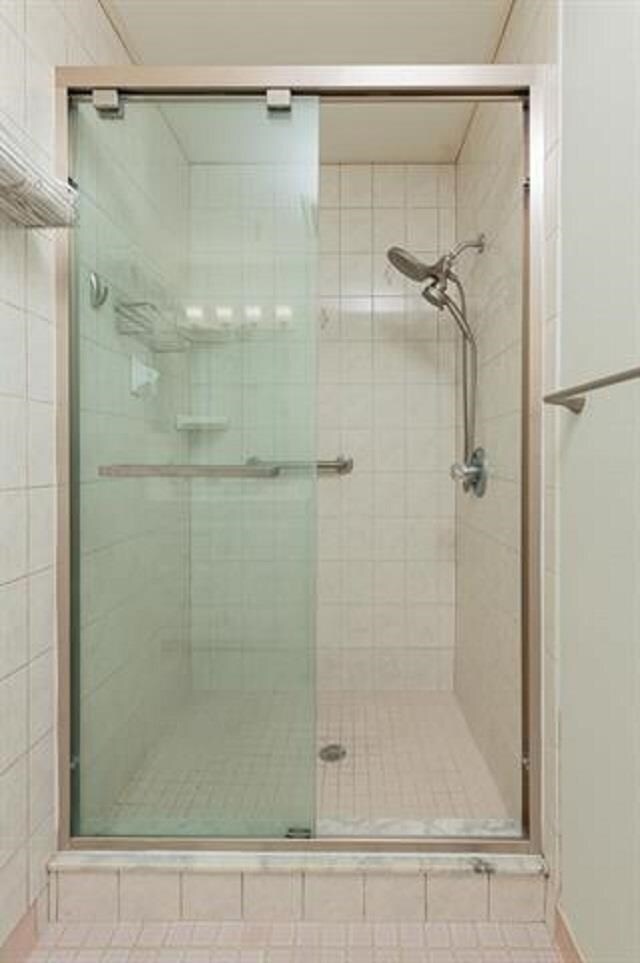 Building Photo - 901 Mariana Pl