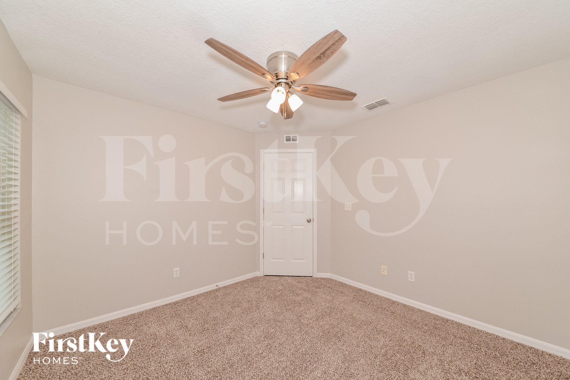 Building Photo - 7435 Oxford Garden Cir