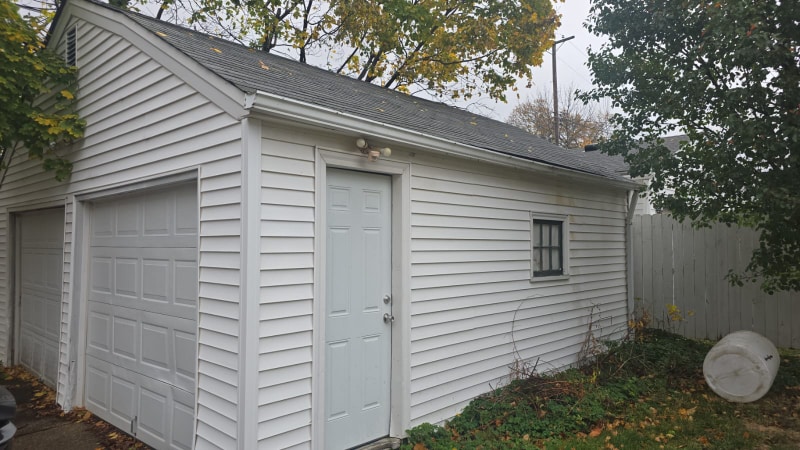 Building Photo - 6614 Orchard Ave