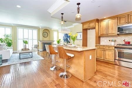 Building Photo - 412 S Wilton Pl