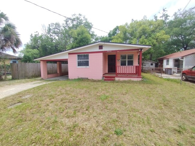 Building Photo - 3036 Saturn Ave