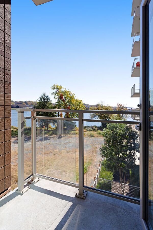 Building Photo - 88 V St SW