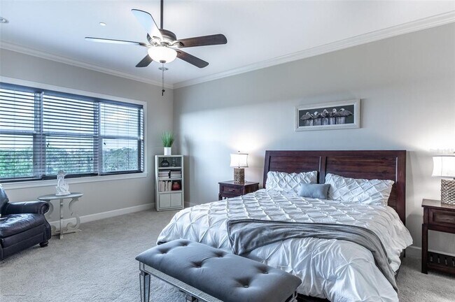 Building Photo - 8581 Amberjack Cir