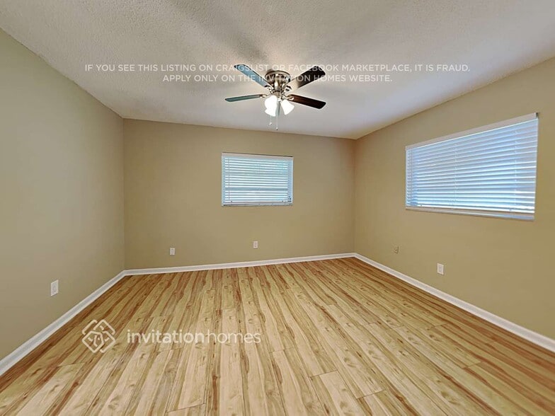 Building Photo - 7001 NW 11th Pl