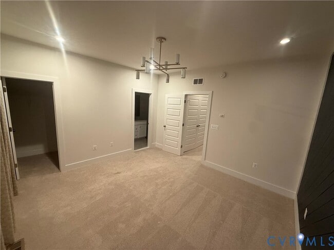 Building Photo - 10199 Blue Wing Ln