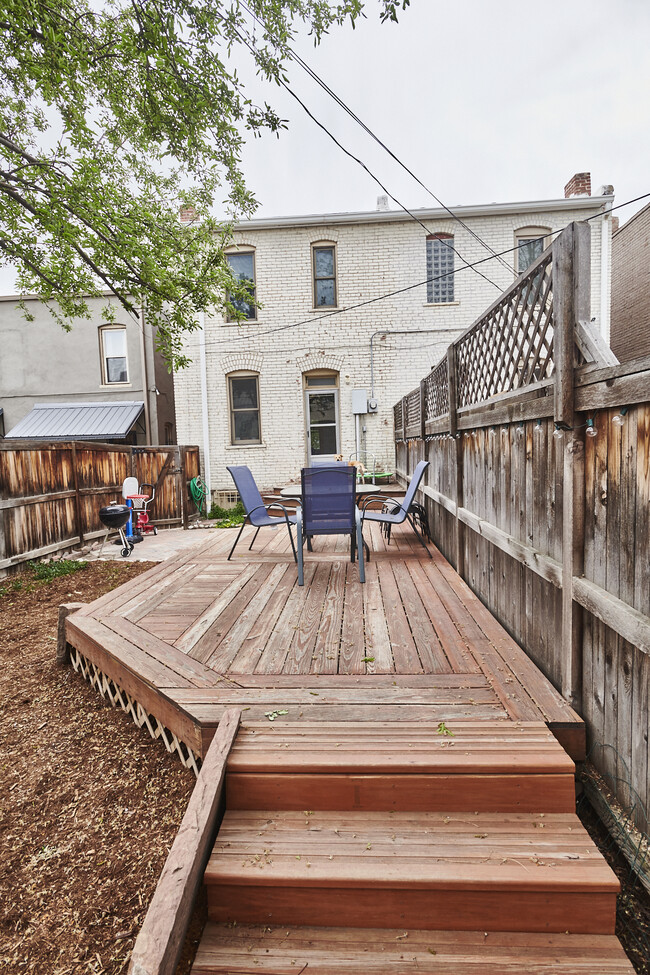 Back yard & deck - 1359 N Marion St