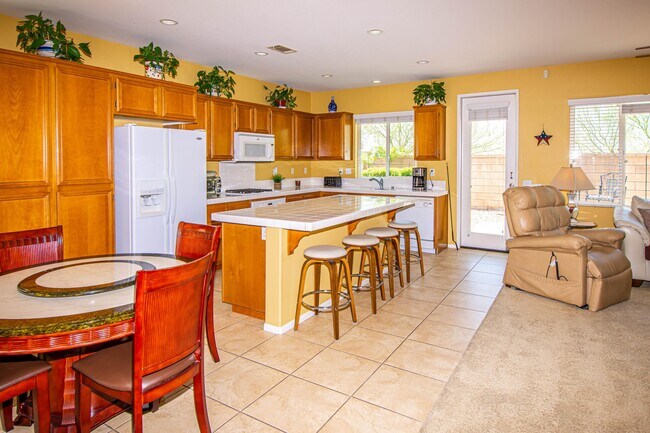 Building Photo - 62671 S Starcross Dr