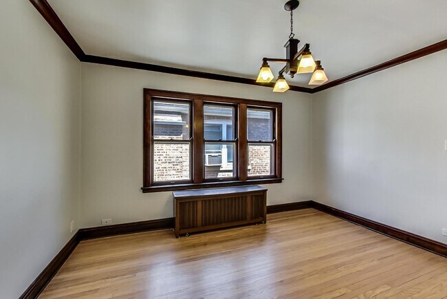 Building Photo - 1814 Wesley Ave
