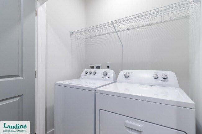 Building Photo - 435 Encore Way