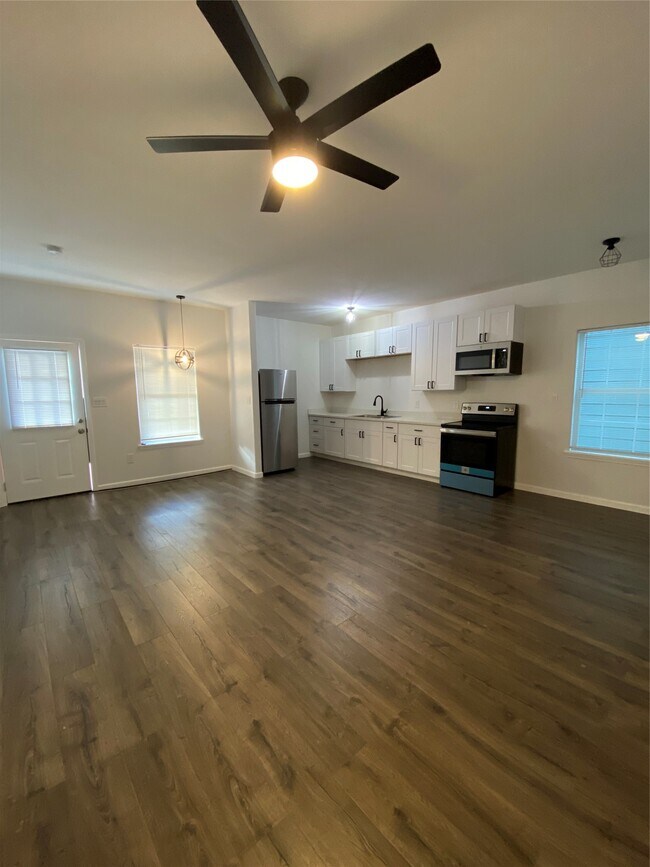 Building Photo - 7823 Goode St