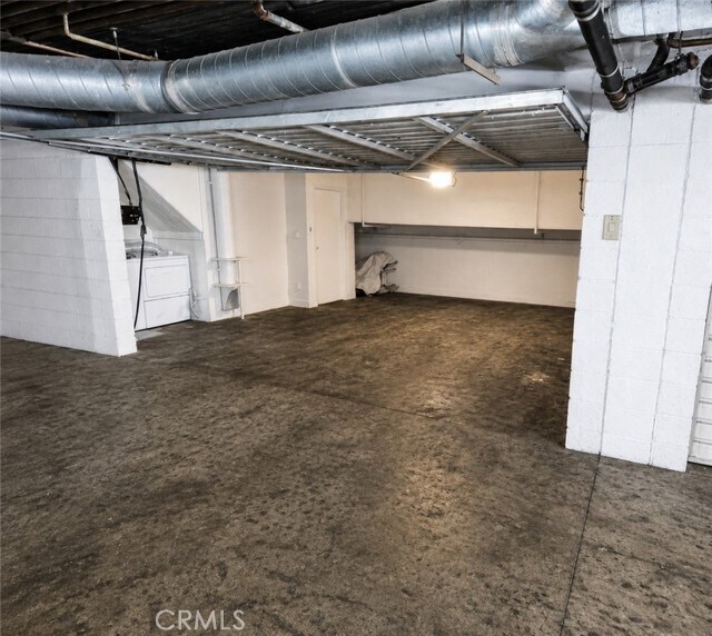 Building Photo - 7900 Woodman Ave