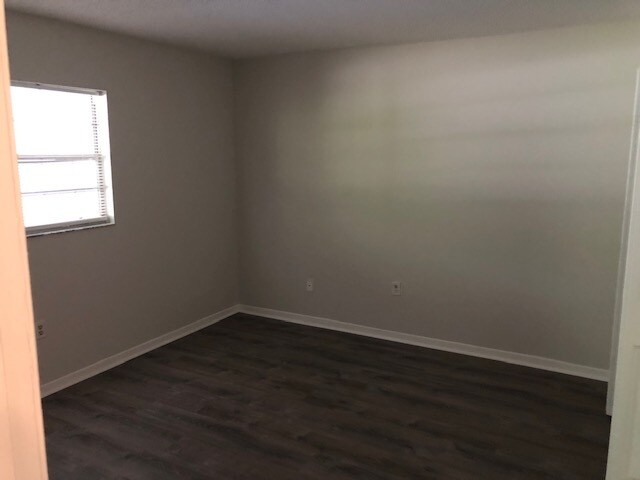 Building Photo - 2308B 52nd Avenue Dr W