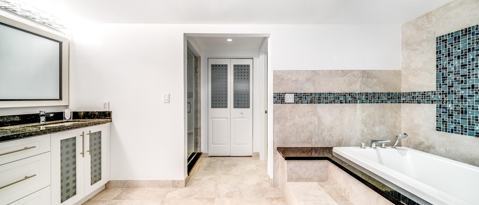 Building Photo - 2155 S Ocean Blvd
