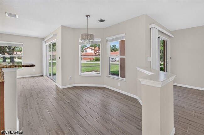 Building Photo - 9026 Astonia Way