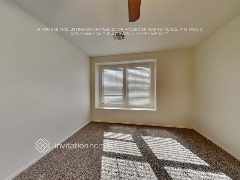 Building Photo - 1171 N 163rd Dr