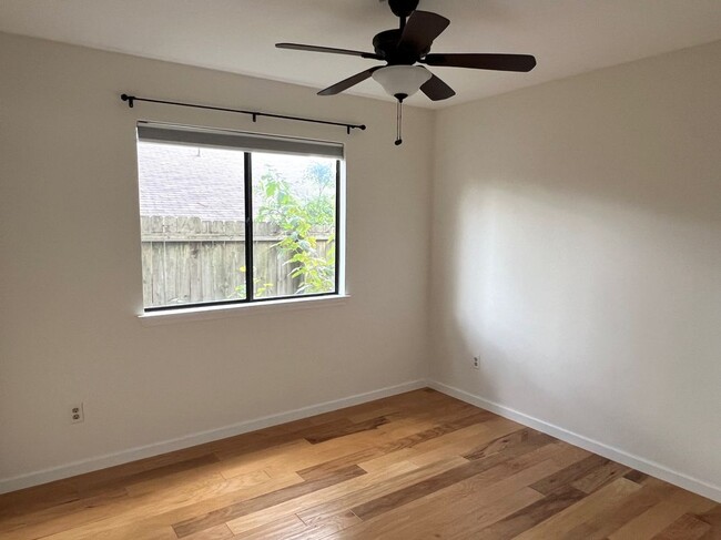 Building Photo - 2905 Goldbridge Dr