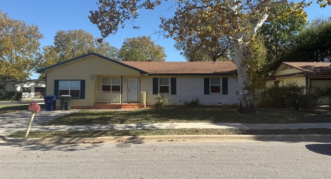 Building Photo - 3213 Jason Cove