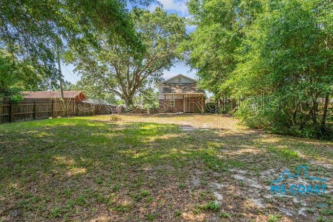 Building Photo - 2538 Bryn Mawr Ave