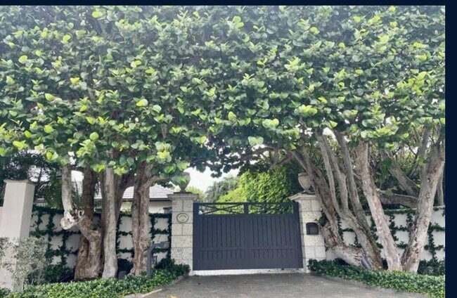 Building Photo - 118 Seaview Ave