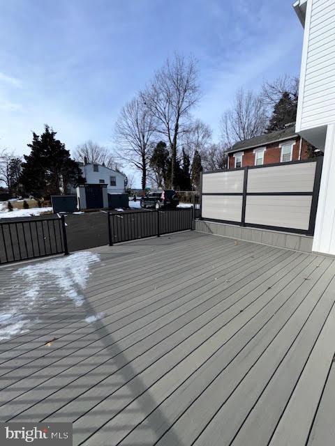 Building Photo - 102 Stuart Ave