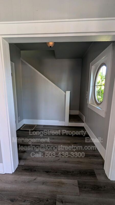 Building Photo - 622 NW 29th St