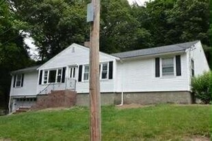 Building Photo - 19 Richardson Rd