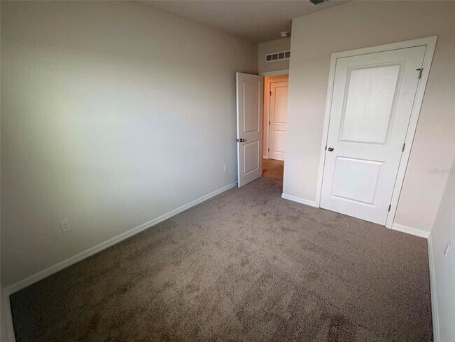 Building Photo - 18524 Buckskin Dr