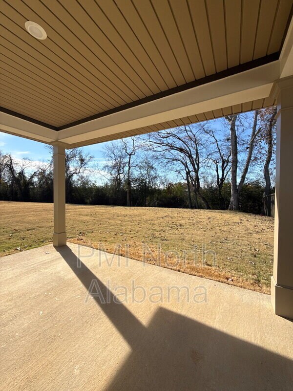 Building Photo - 15733 Ruthie Lynn Dr