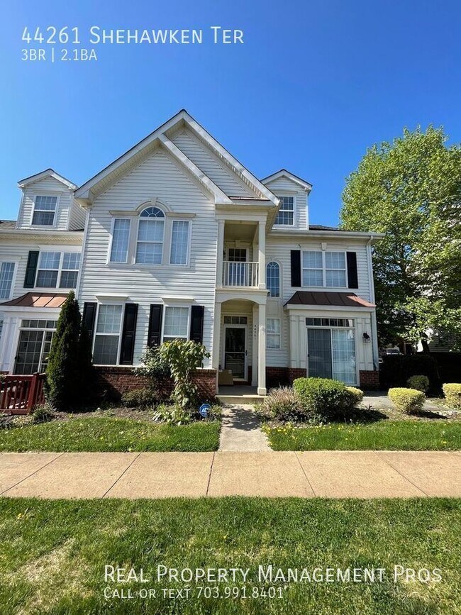 Building Photo - 44261 Shehawken Terrace