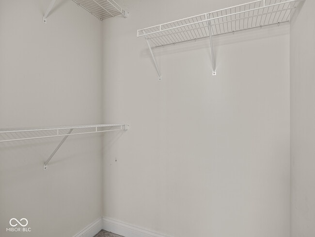 Building Photo - 450 E Ohio St