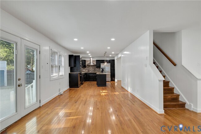Building Photo - 2222 Early Settlers Rd