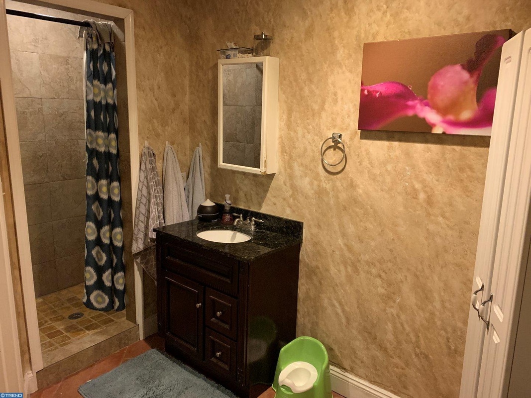 Building Photo - 555 CHESTNUT