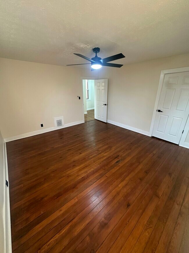 Building Photo - 1753 Courtland Ave