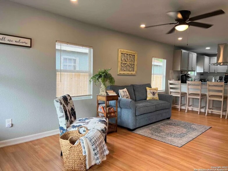 Building Photo - 115 San Salvador Ave