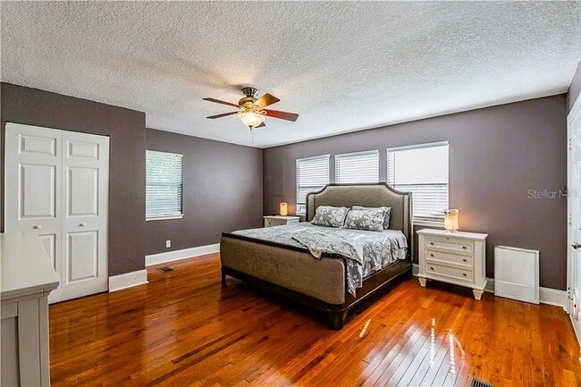 Building Photo - 2540 Dartmouth Ave N