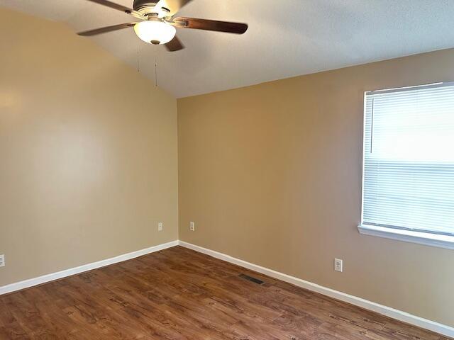 Building Photo - 682 Crab Apple Ln SE