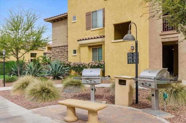 Ashton Pointe Avondale, AZ Apartment Finder