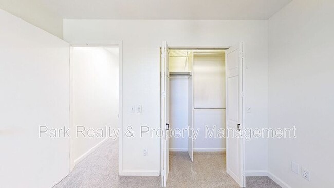 Building Photo - 1300 Garfield St