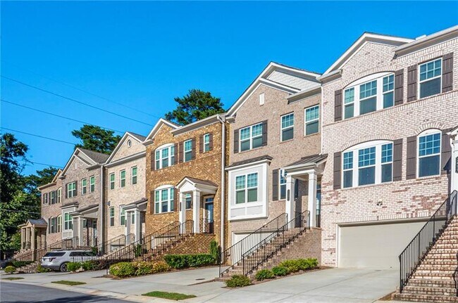 Building Photo - 2501 Ashford Oaks Dr