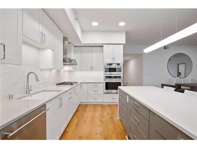 Building Photo - 1240 S 2nd St