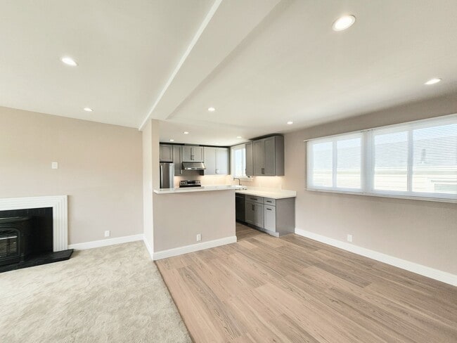 Building Photo - 3 bedroom Daly city home