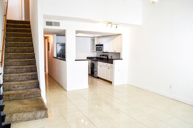 Building Photo - C2508  Bldg I  Unit 50 Grantwood