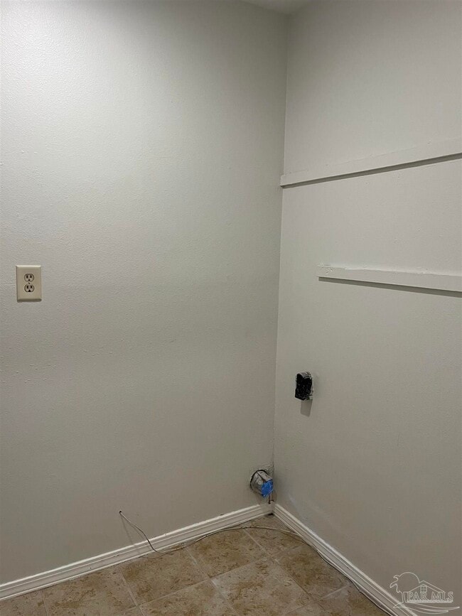 Building Photo - 4277 Brookside Dr