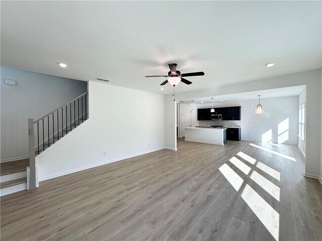 Building Photo - 51 Gresham Ct