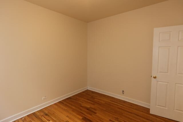 Building Photo - 3727 N Pine Grove Ave