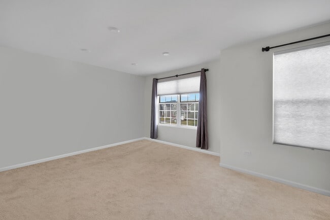 Building Photo - 1398 Kessler Dr