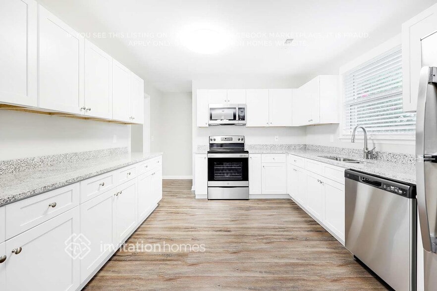 Building Photo - 211 Bonnafield Dr