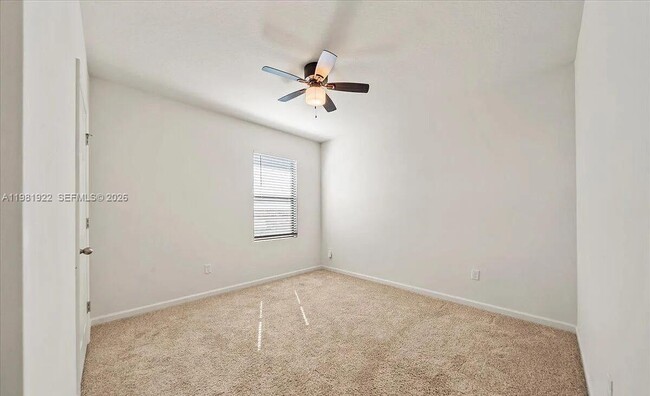 Building Photo - 870 Remington Green Dr SE