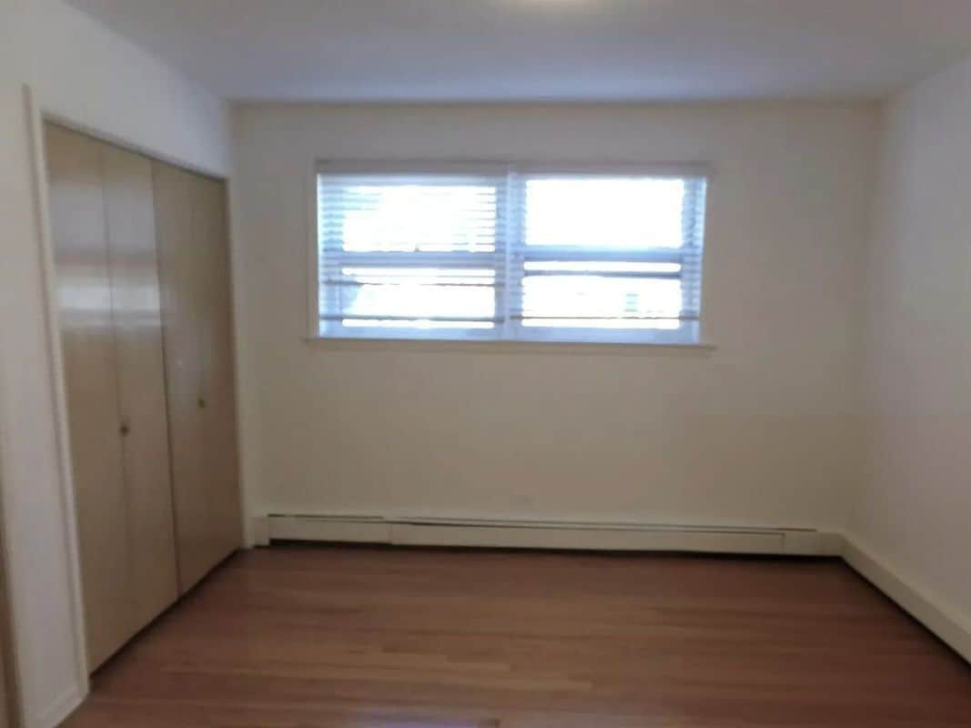 Building Photo - 8644 Skokie Blvd